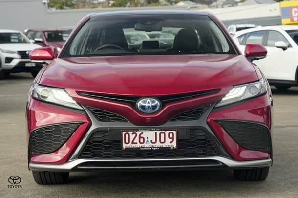 2023 Toyota Camry Hybrid SL image 4