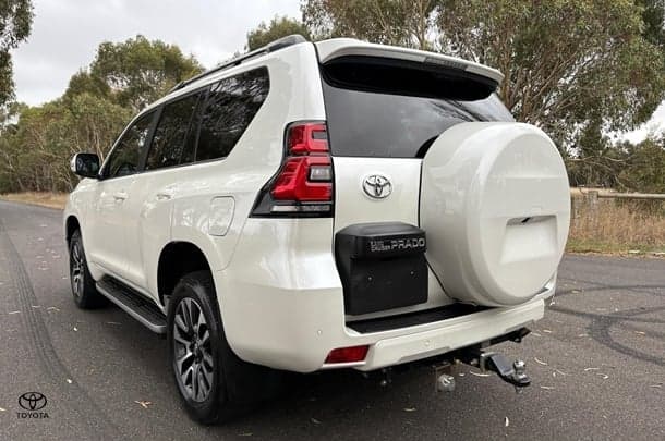 2021 Toyota Prado VX image 5
