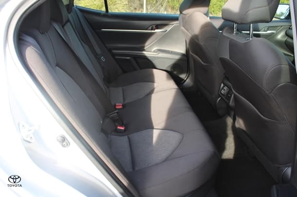 2020 Toyota Camry Hybrid Ascent image 15