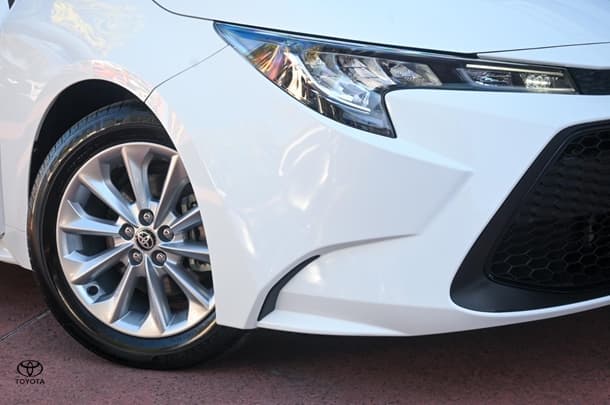2021 TOYOTA Corolla Sedan SX image 6