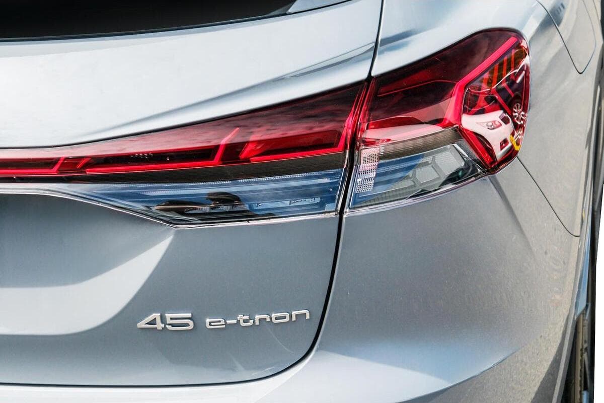 2025 Audi Q4 e-tron 45 Auto MY25 image 17