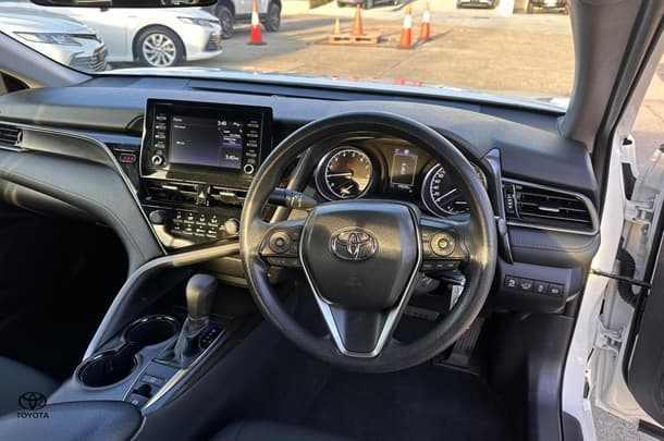 2022 Toyota Camry Ascent image 14