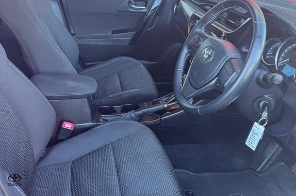 2015 Toyota Corolla Ascent Sport image 22