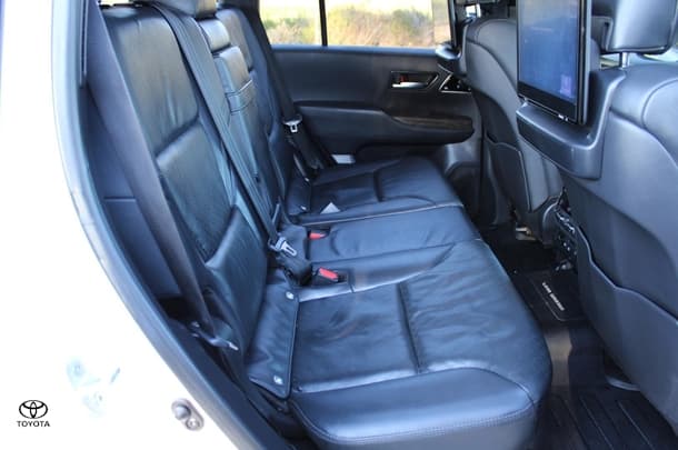 2023 Toyota Landcruiser Sahara image 20
