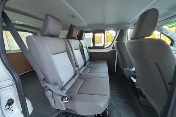 2020 Toyota Hiace LWB image 14