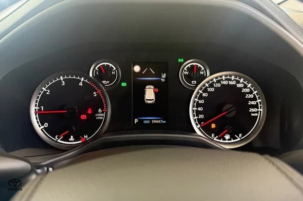 2023 Toyota Landcruiser GXL image 25