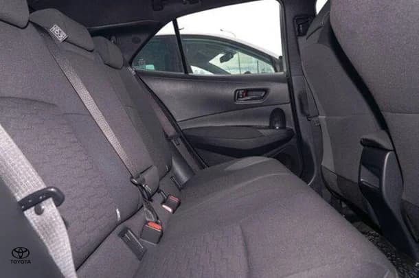 2024 Toyota Corolla Hatch Hybrid Ascent Sport image 8