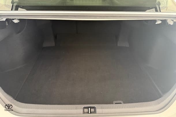 2023 Toyota Camry Hybrid Ascent image 14