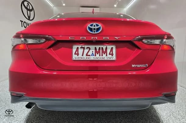 2023 Toyota Camry Hybrid Ascent image 3