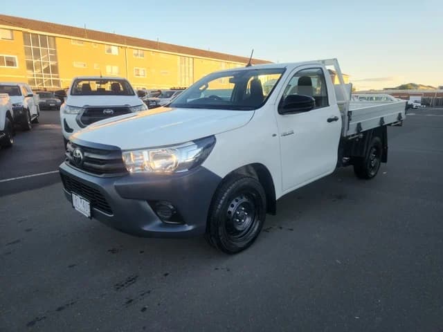 2020 Toyota Hilux Workmate image 7