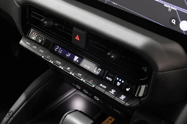 2024 Toyota Prado GXL image 27