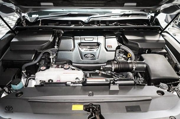 2024 Toyota Landcruiser VX image 27