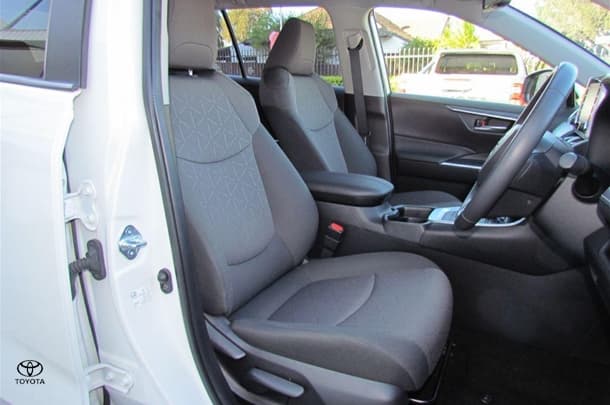 2020 Toyota Rav4 Hybrid GXL-2WD image 16