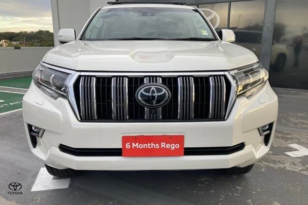 2021 Toyota Prado VX image 4