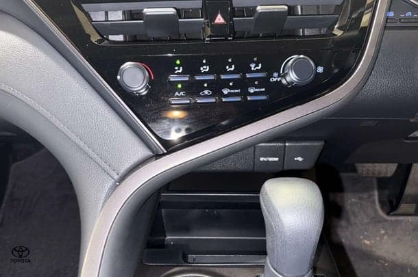 2021 Toyota Camry Ascent image 22