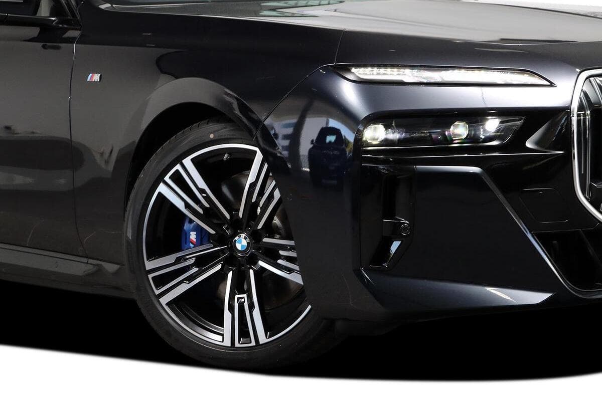 2025 BMW i7 xDrive60 M Sport G70 Auto AWD image 16