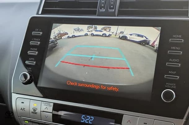 2021 Toyota Prado GXL image 35