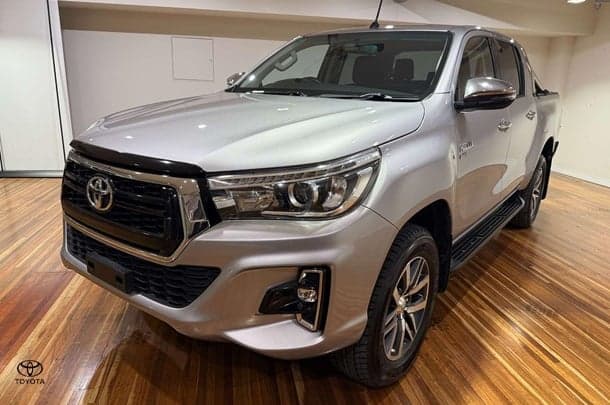 2019 Toyota Hilux SR5 image 10
