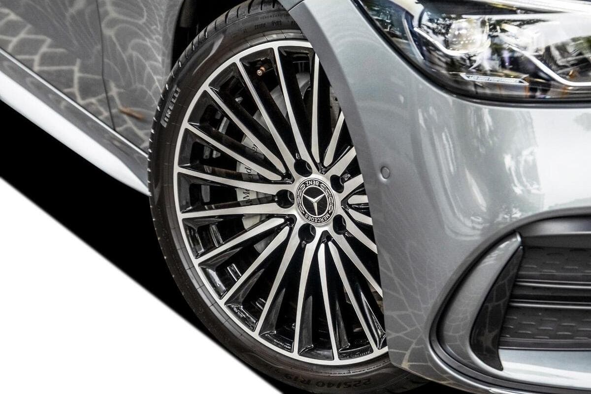 2024 Mercedes-Benz C-Class C200 Auto image 16