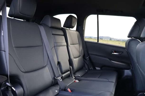 2022 Toyota Landcruiser VX image 21