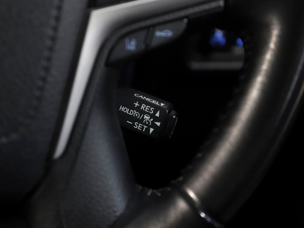 2021 Toyota Prado GXL image 12