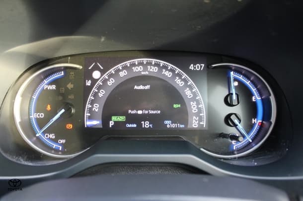 2023 Toyota RAV4 Hybrid GX AWD image 21