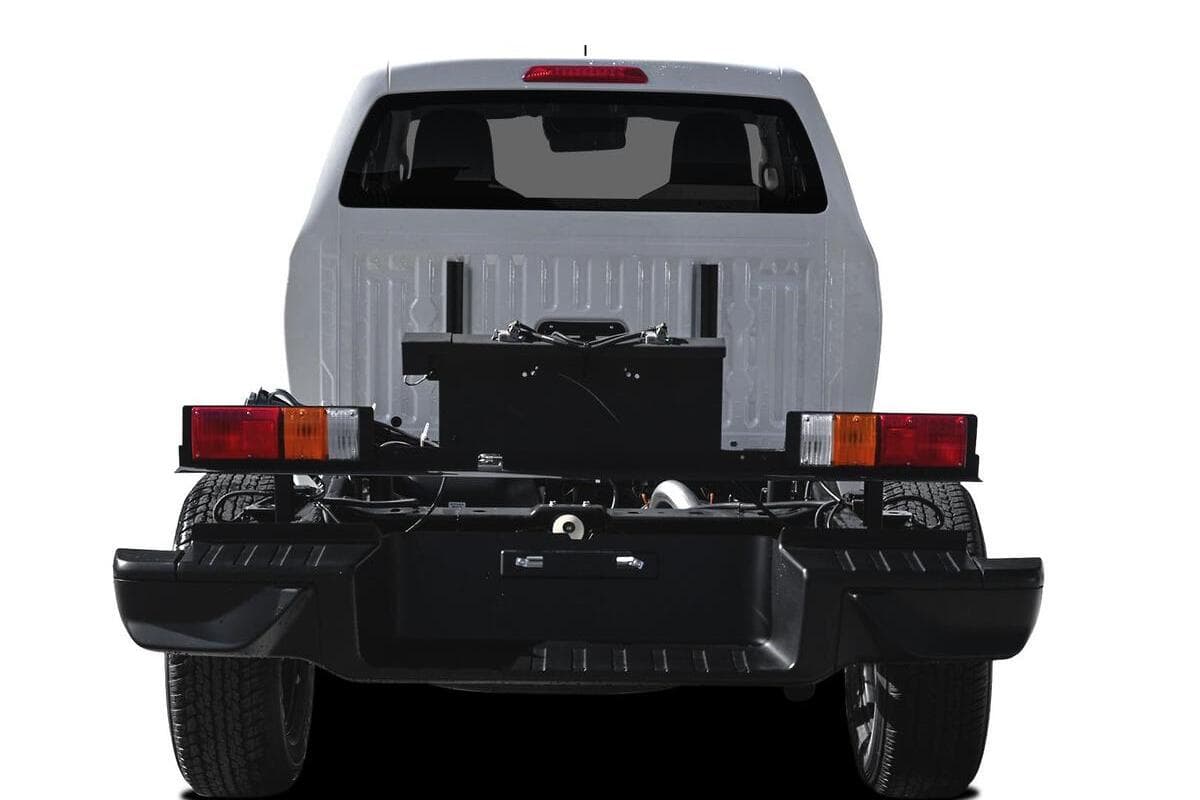 2025 Isuzu D-MAX SX High Ride Manual 4x2 MY24 image 3