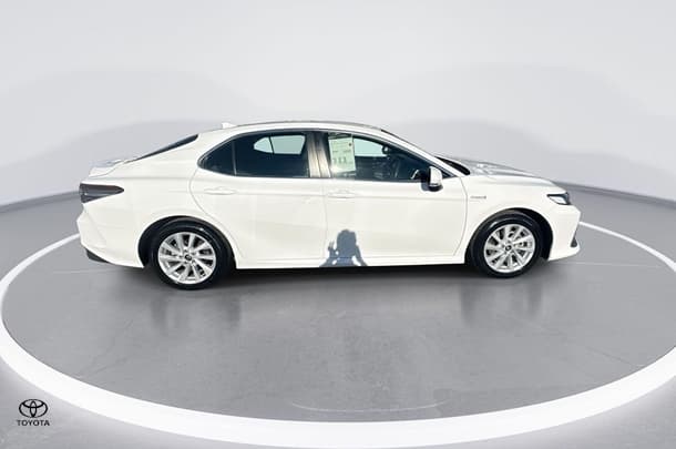2021 Toyota Camry Hybrid Ascent image 9