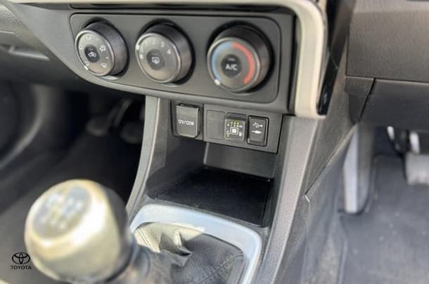2019 Toyota Corolla Hatch SX image 13