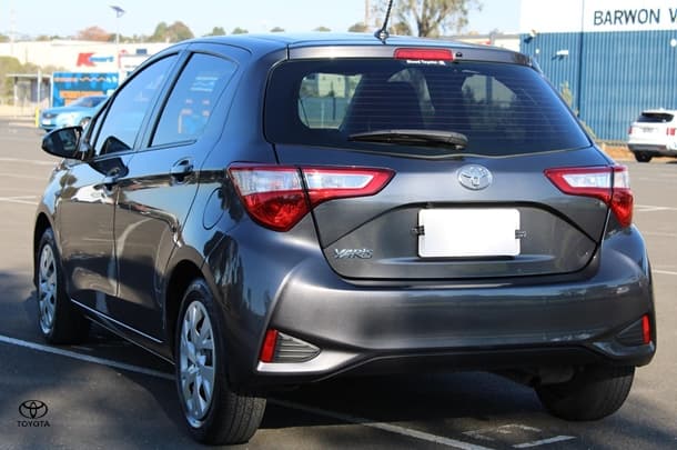 2019 Toyota Yaris Ascent image 12
