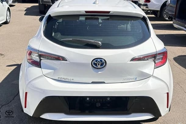 2022 Toyota Corolla Hatch Hybrid Ascent Sport image 5