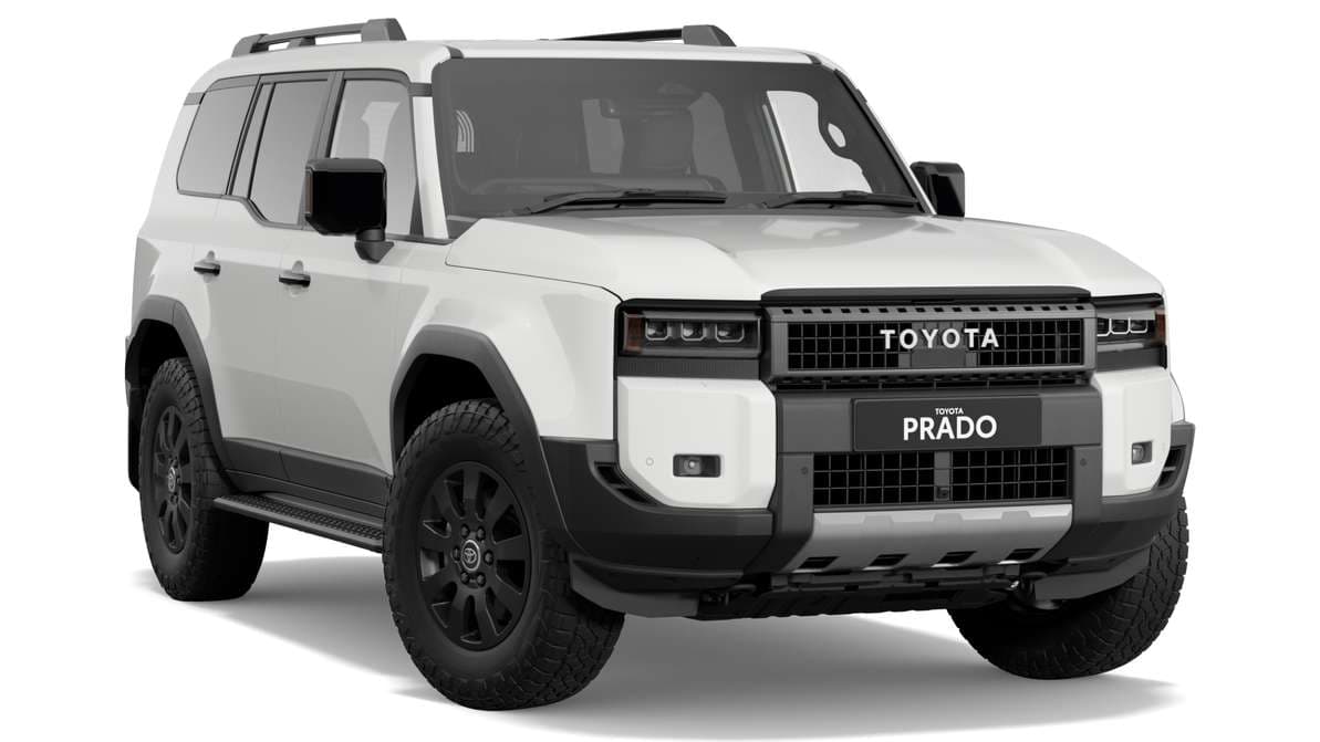 2025 Toyota Prado Altitude Turbo-diesel image 1