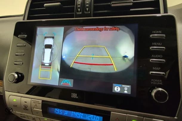 2022 Toyota Prado Kakadu image 4