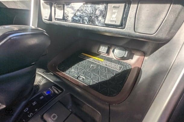 2020 Toyota RAV4 Hybrid Cruiser-AWD image 7