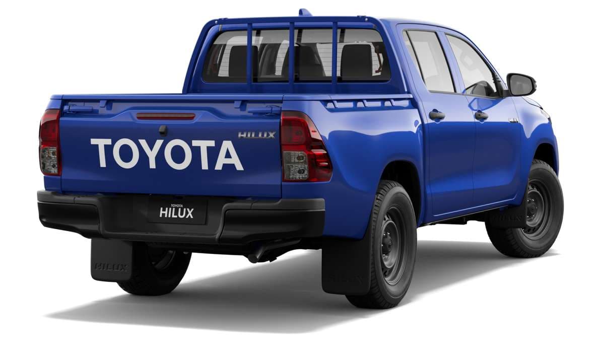 2024 Toyota HiLux 4x4 WorkMate Double-Cab Pick-up image 3