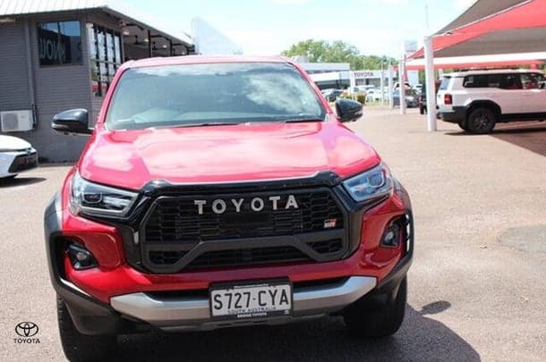 2023 Toyota Hilux GR-S image 6