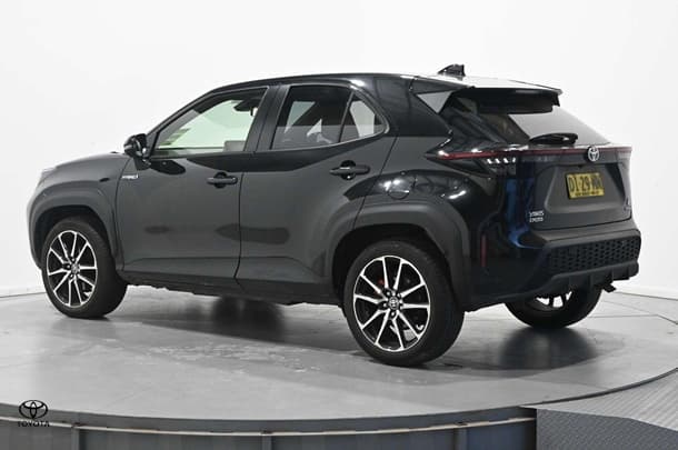 2022 Toyota Yaris Cross Hybrid GR-S image 7
