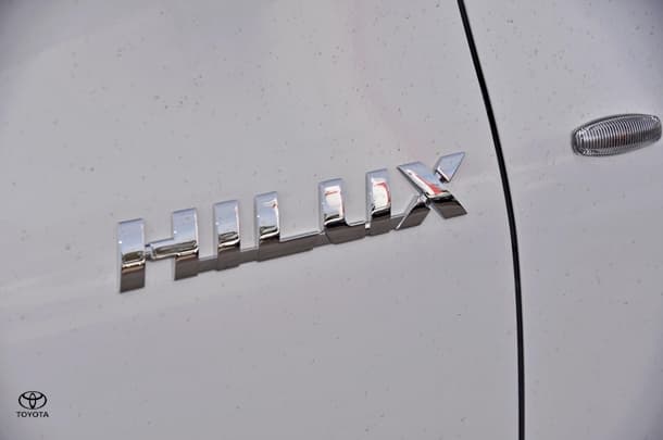 2023 Toyota Hilux 4x2 Workmate image 8