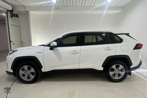 2021 Toyota Rav4 Hybrid GX AWD image 8