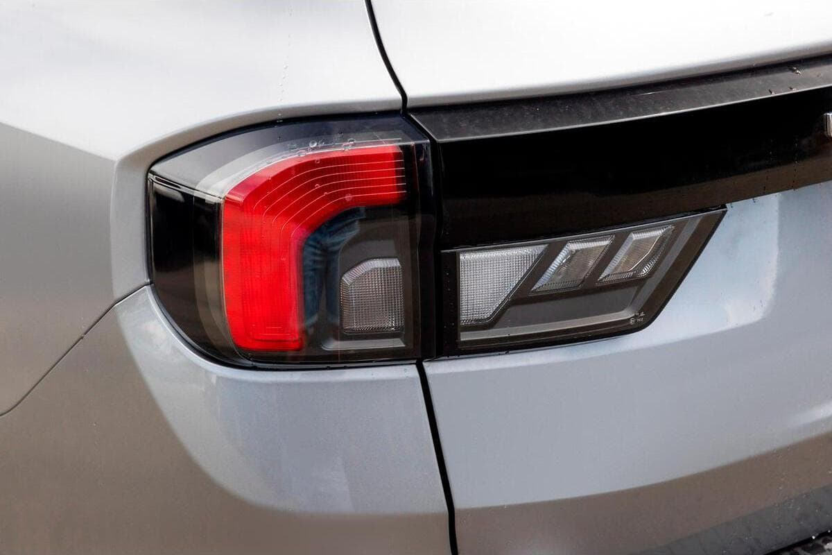 2025 Ford Everest Ambiente Auto RWD MY25.25 image 17