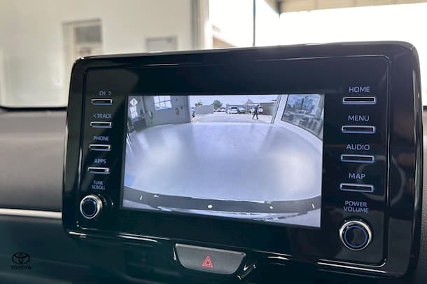 2023 Toyota Yaris SX image 15