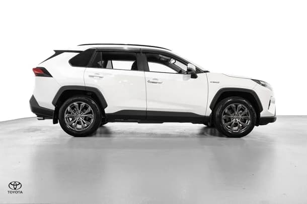 2021 Toyota RAV4 Hybrid GXL-2WD image 10