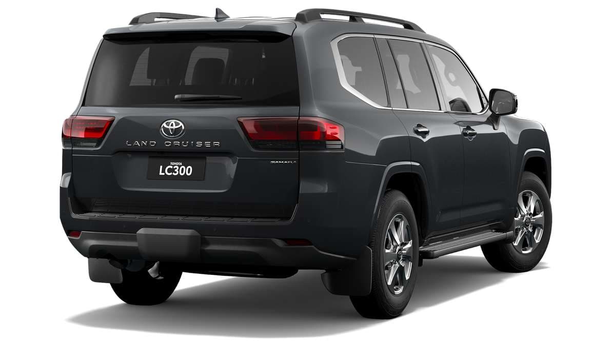 2025 Toyota LandCruiser 300 Sahara Automatic image 3