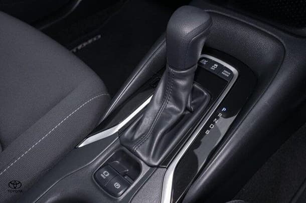 2024 Toyota Corolla Hatch Hybrid Ascent Sport image 18