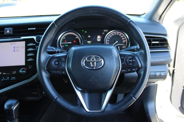 2020 Toyota Camry Hybrid Ascent Sport image 16
