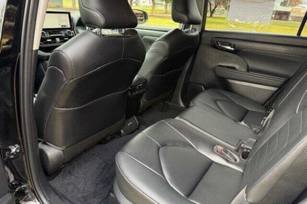 2023 Toyota KLUGER GXL AWD image 11