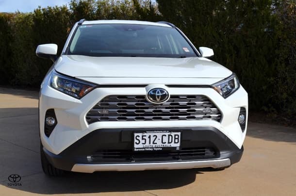 2019 Toyota RAV4 GXL-2WD image 2