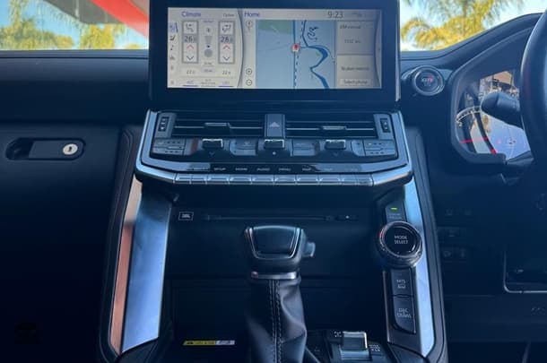 2021 Toyota Landcruiser GR-S image 24
