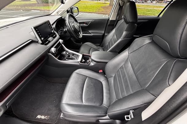 2021 Toyota RAV4 Cruiser 2WD image 14