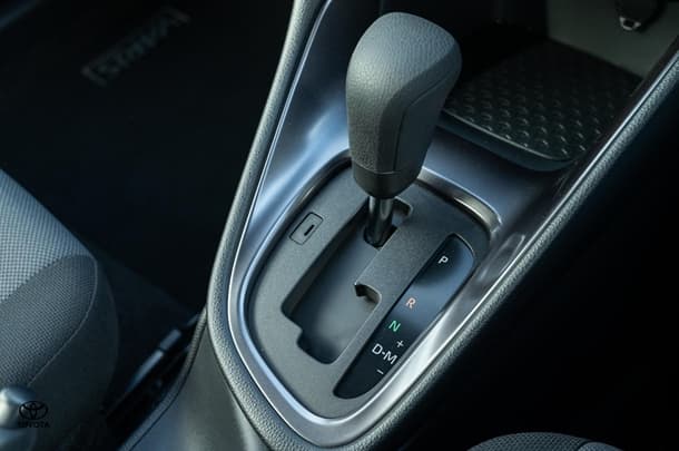 2024 TOYOTA Yaris Ascent Sport image 16